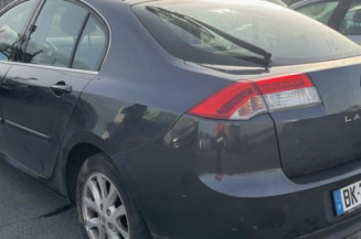 Calculateur moteur RENAULT LAGUNA 3