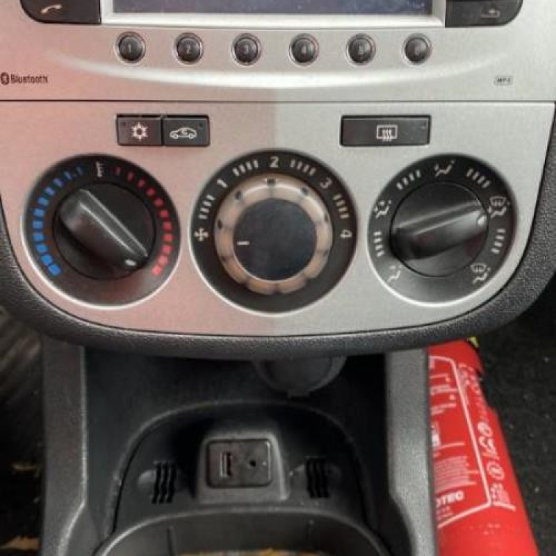 Calculateur OPEL CORSA D Photo n°14
