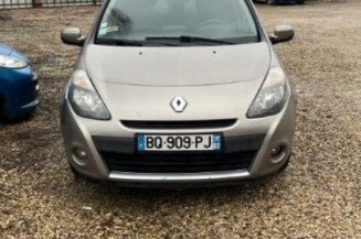 Calculateur moteur RENAULT CLIO 3