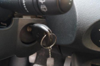 Calculateur moteur RENAULT TWINGO 2