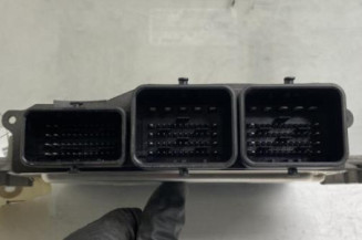 Calculateur moteur PEUGEOT 308 1