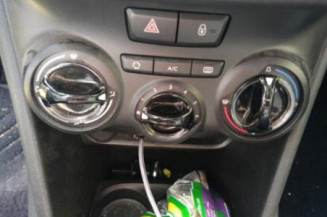 Calculateur moteur PEUGEOT 208 1