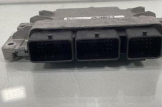 Calculateur moteur RENAULT CLIO 3