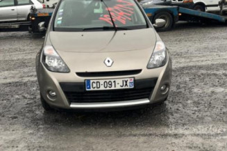 Calculateur moteur RENAULT CLIO 3