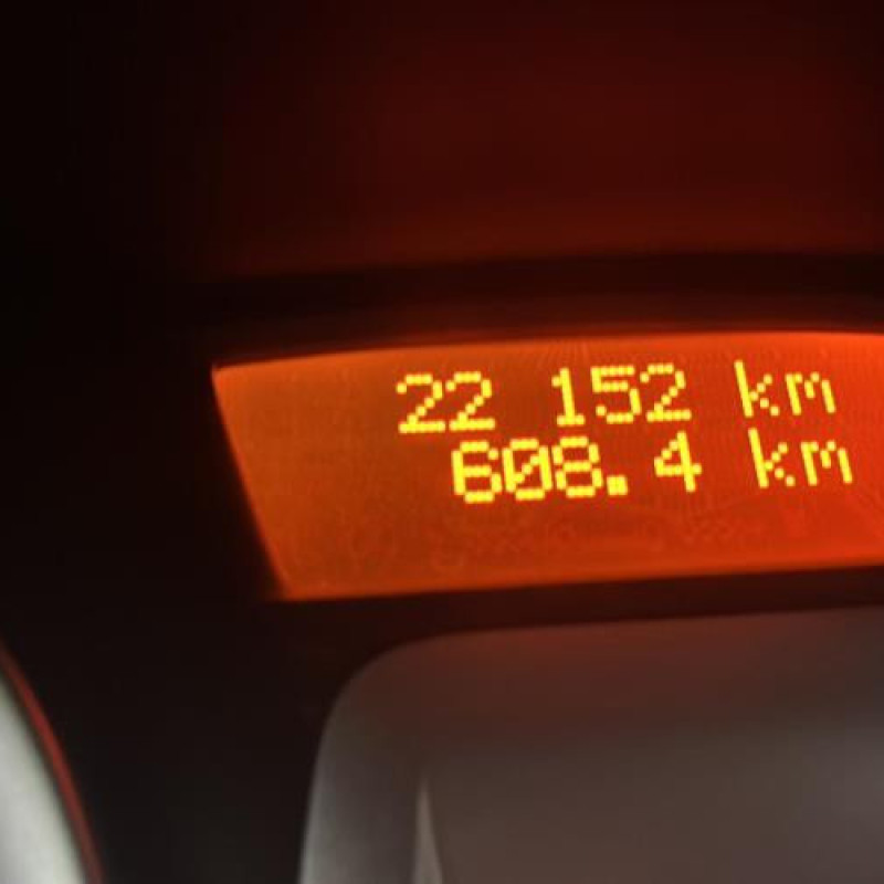 Calculateur RENAULT CLIO 3 Photo n°14