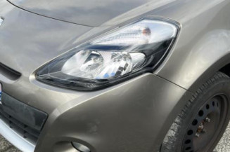 Calculateur moteur RENAULT CLIO 3