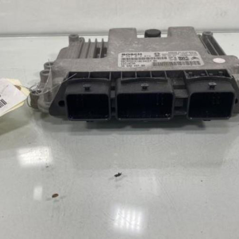 Calculateur PEUGEOT 308 1 Photo n°3