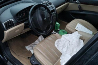 Calculateur moteur PEUGEOT 407