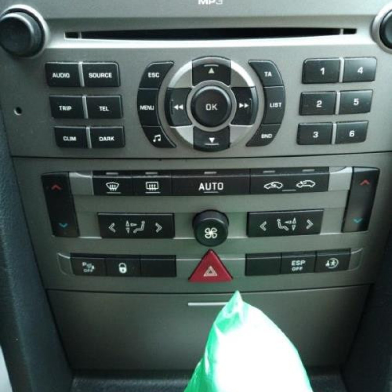 Calculateur PEUGEOT 407 Photo n°11