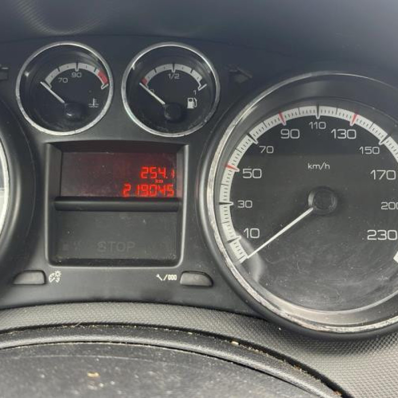Calculateur PEUGEOT 308 1 Photo n°15