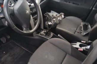 Calculateur moteur PEUGEOT 207