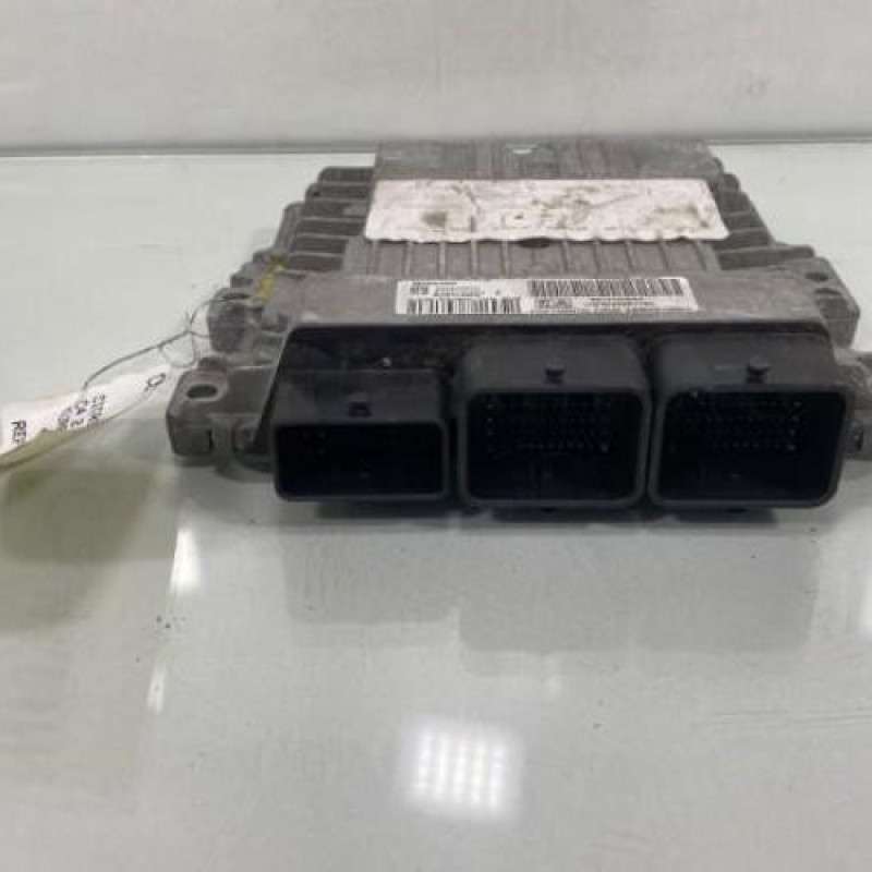 Calculateur CITROEN C4 2 Photo n°3