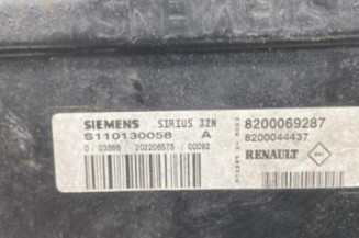 Calculateur moteur RENAULT CLIO 2