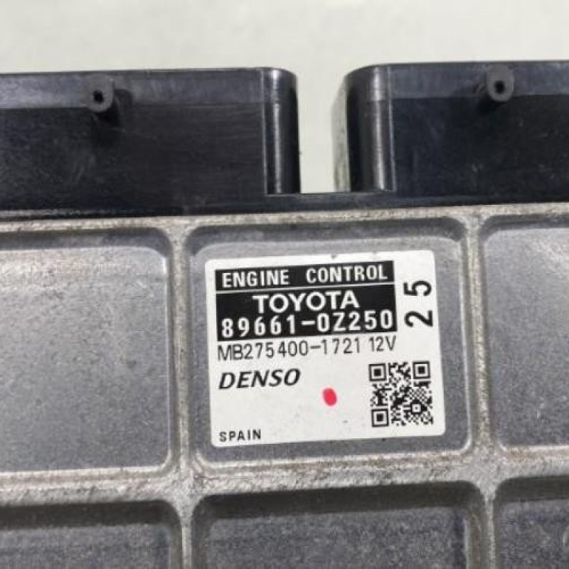 Calculateur TOYOTA AURIS 1 Photo n°3
