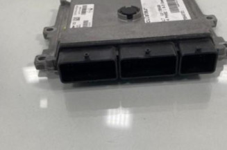 Calculateur moteur RENAULT CLIO 4