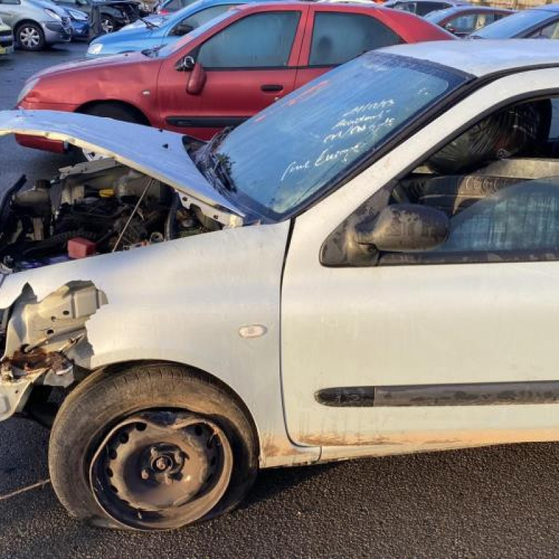 Calculateur RENAULT CLIO 2 Photo n°8