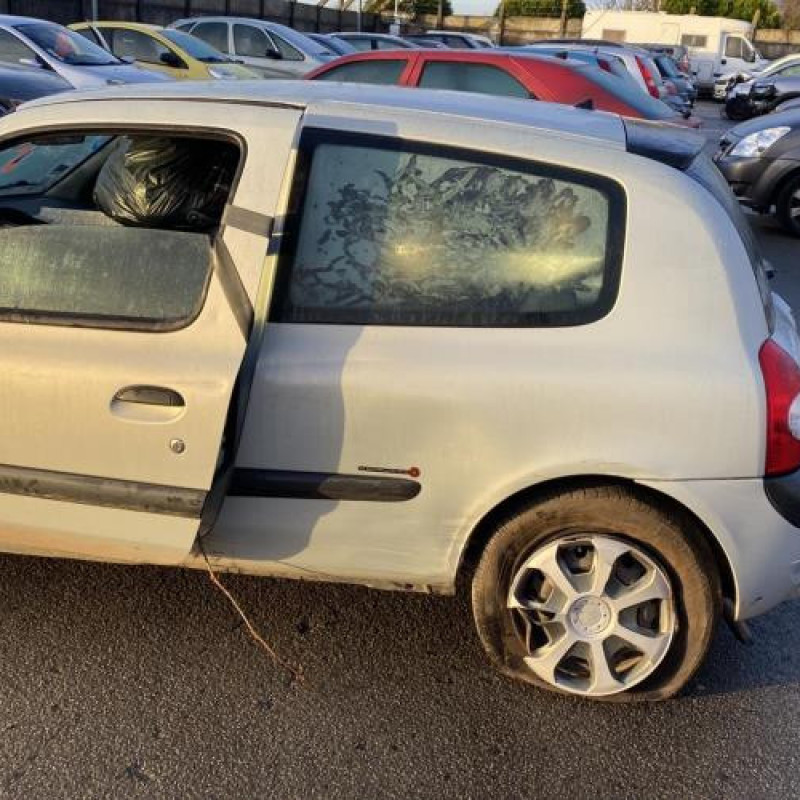 Calculateur RENAULT CLIO 2 Photo n°9