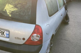 Calculateur moteur RENAULT CLIO 2