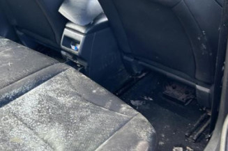 Calculateur moteur PEUGEOT 308 1