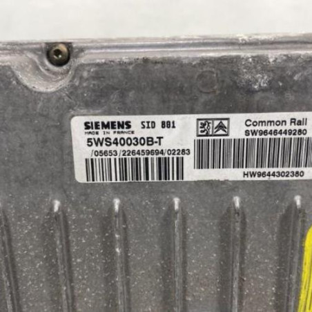 Calculateur moteur PEUGEOT 307