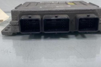 Calculateur moteur PEUGEOT 307