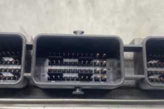 Calculateur moteur PEUGEOT 307