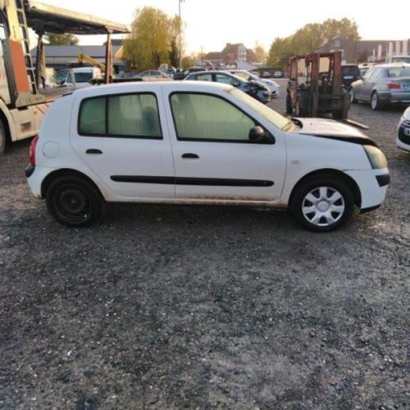Calculateur RENAULT CLIO 2 Photo n°6