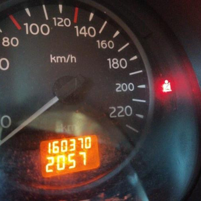 Calculateur RENAULT CLIO 2 Photo n°15