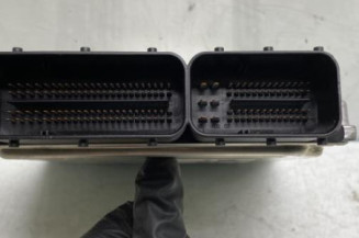 Calculateur moteur BMW SERIE 1 E87