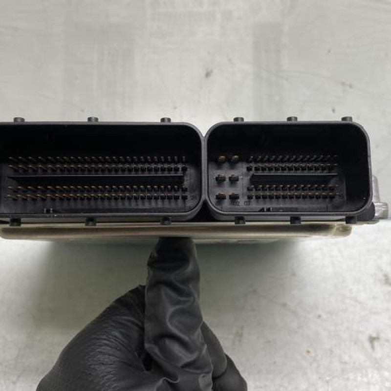 Calculateur BMW SERIE 1 E87 Photo n°3