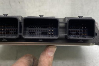 Calculateur moteur CITROEN C4 1
