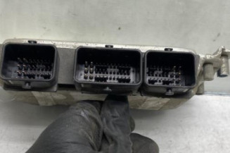 Calculateur moteur PEUGEOT 307