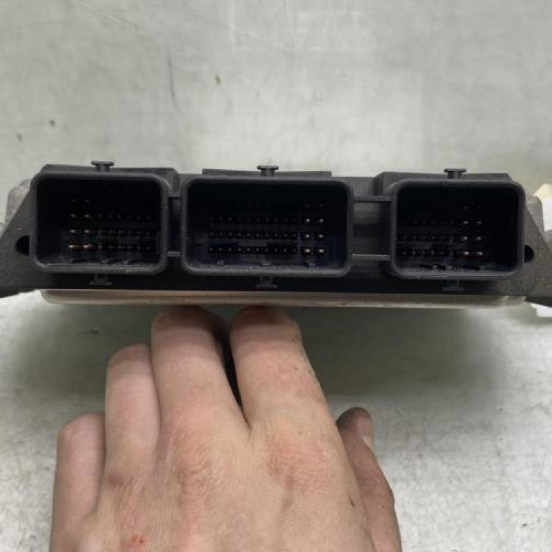 Calculateur CITROEN C4 1 Photo n°3