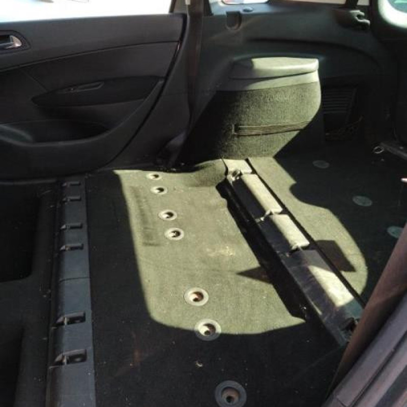 Calculateur PEUGEOT 308 1 SW Photo n°10