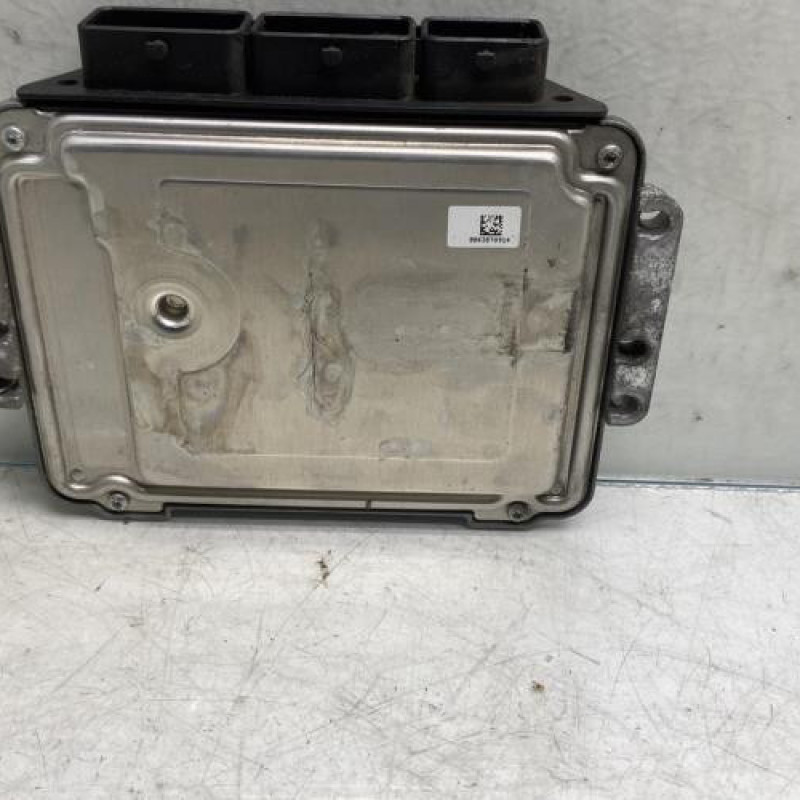 Calculateur RENAULT SCENIC 3 Photo n°4