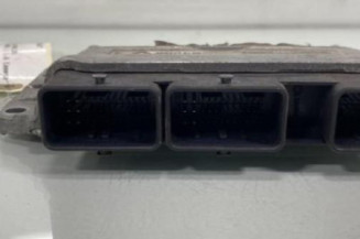 Calculateur moteur RENAULT SCENIC 2