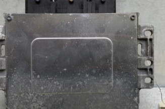 Calculateur moteur PEUGEOT 206