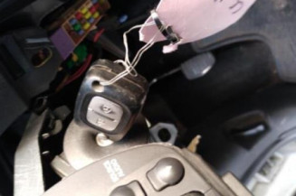 Calculateur moteur RENAULT CLIO 3