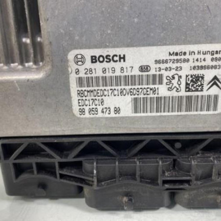 Calculateur moteur PEUGEOT 208 1