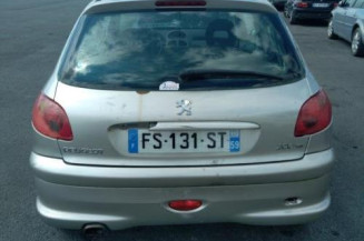 Calculateur moteur PEUGEOT 206