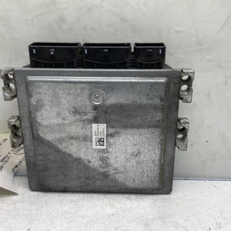 Calculateur RENAULT SCENIC 3 Photo n°4