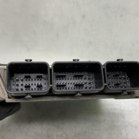 Calculateur moteur PEUGEOT 406
