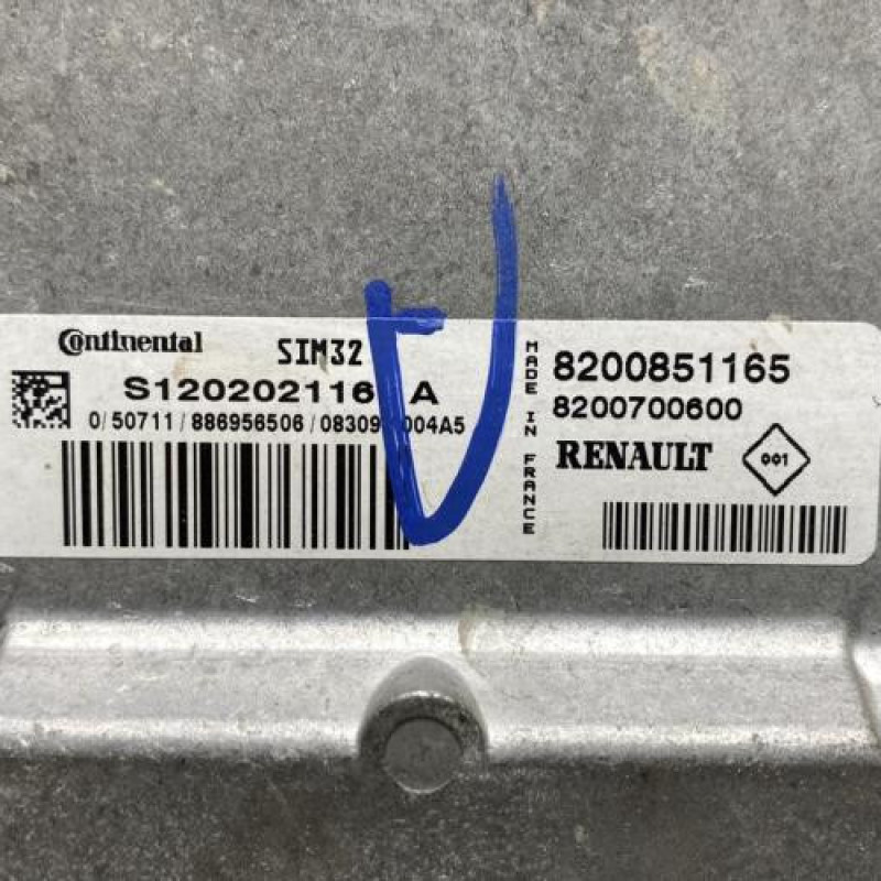 Calculateur RENAULT CLIO 3 Photo n°2