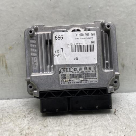 Calculateur AUDI A4 3 Photo n°1