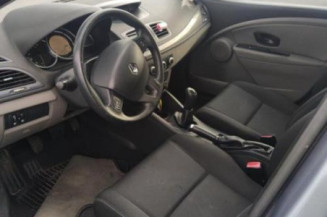 Calculateur moteur RENAULT MEGANE 3