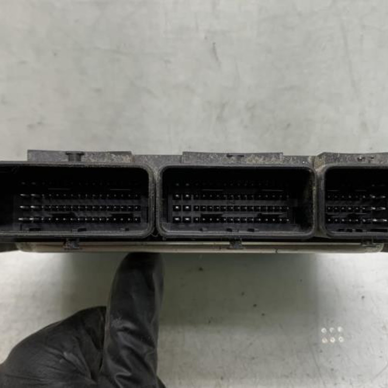 Calculateur RENAULT MASTER 3 Photo n°3
