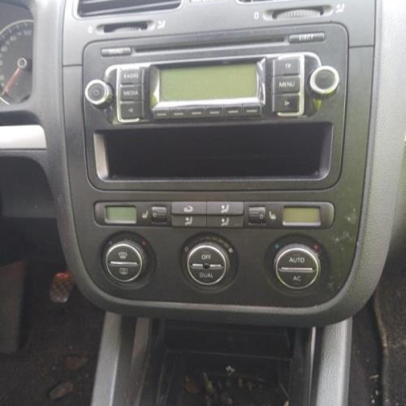 Calculateur VOLKSWAGEN GOLF 5 Photo n°13