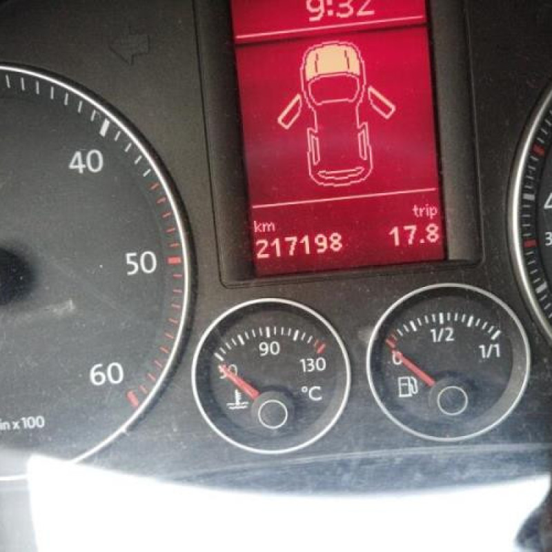 Calculateur VOLKSWAGEN GOLF 5 Photo n°14