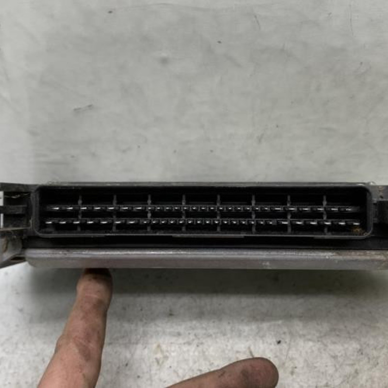 Calculateur PEUGEOT 206 Photo n°3