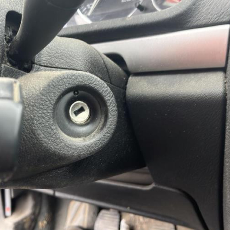 Calculateur PEUGEOT 407 Photo n°12